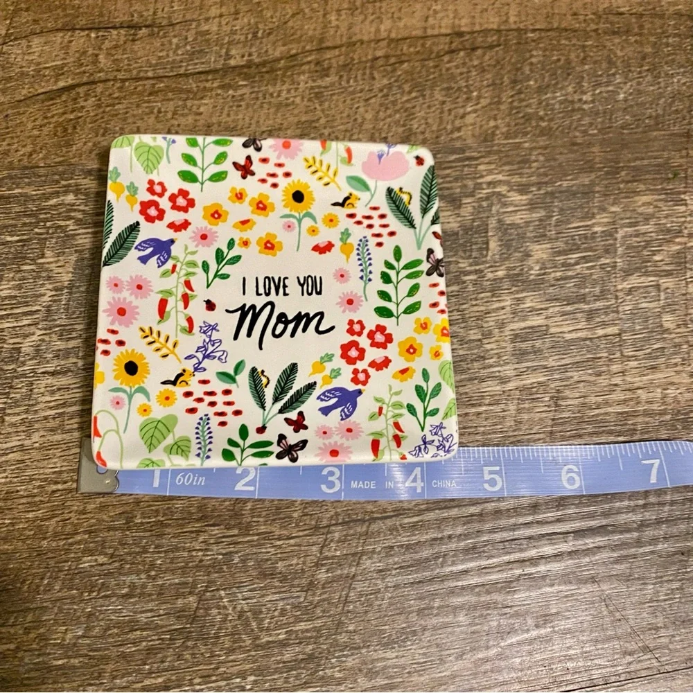 Paper Source Floral Plate “ I Love You Mom” Perfect Mothers Day Gift